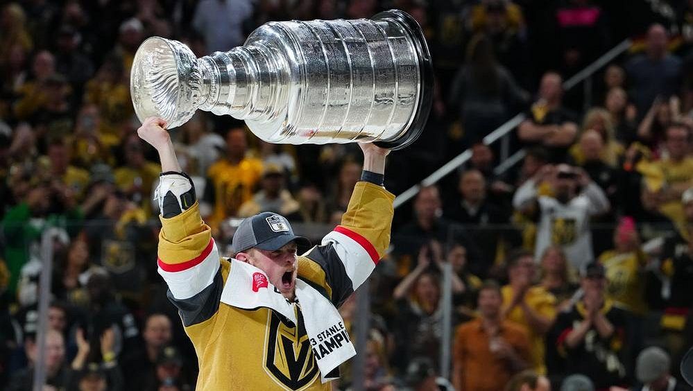 Američan Eichel vyhrál poprvé produktivitu play off NHL